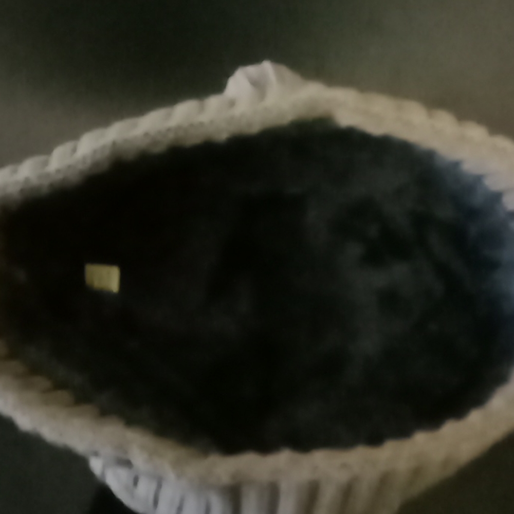 Women's hat - Picture 4 of 4